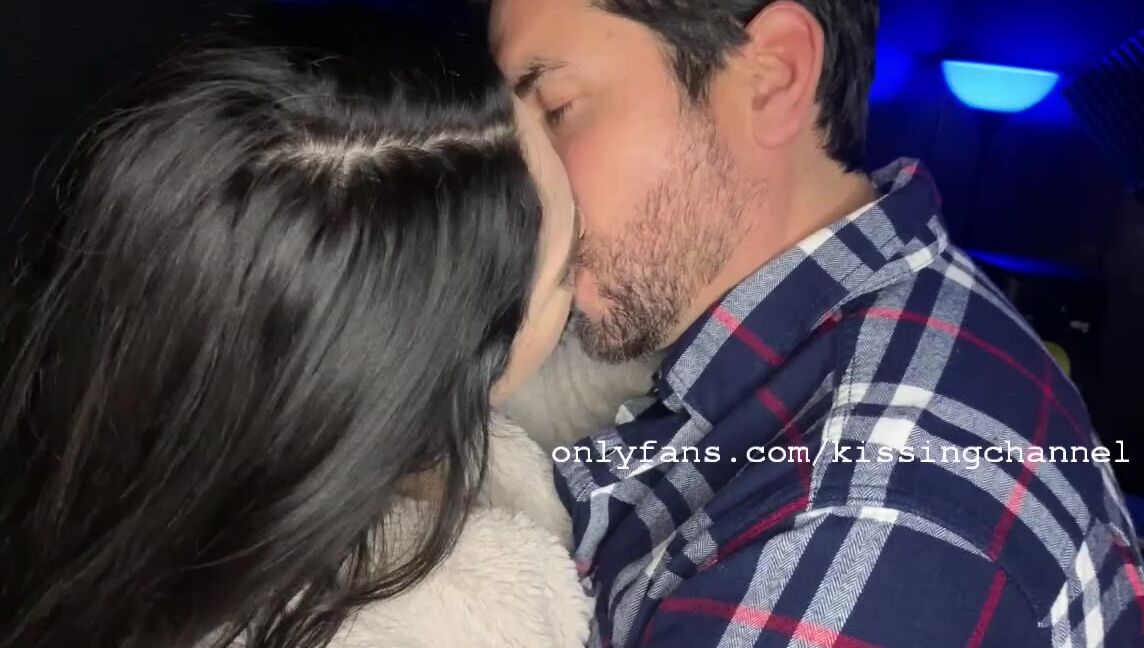 Kissingchannel Nicknamed Kissingchannel 01 08 2022 Onlyfans Video Fabria Kissing