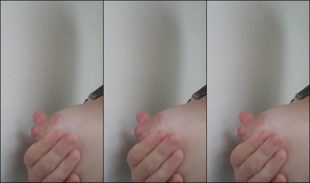 Shesleah Public Lactating At Her Daughters Doctor