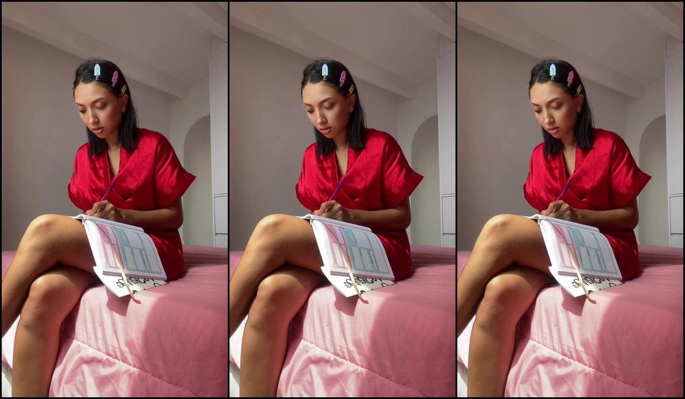 Lucia Vargas 3251333733 04 06 2024 Her Confidence Is Magnetic Her Allure Is Hypnotic Magneticallure