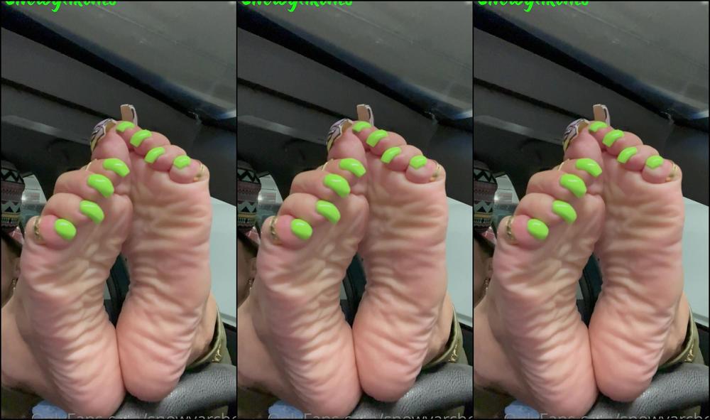 Snowyarches I Know This Is One Of Your Weaknesses Car Wrinkles Hurry And Cum For I Countdown