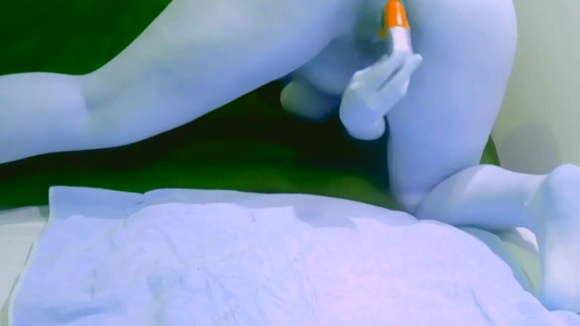 Jessie Cassie after creampie radioactive blue woman plays with an orange vibrator Pornhub