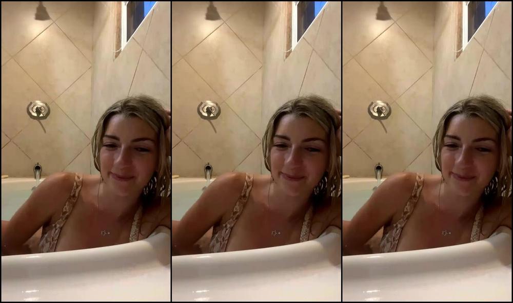 Chelseawaves Stream Started At Pm In The Tub
