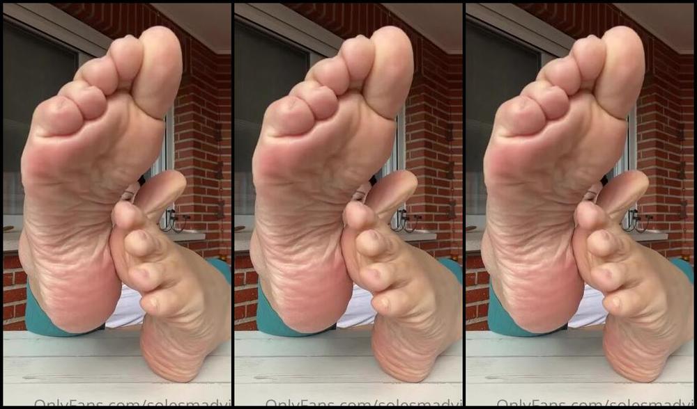 Solesmad Fetish Queen Aka Solesmadvip Onlyfans Another Beautiful Day Today Its Time To Visit The Podiatrist My Perfect Feet Deserve To Be