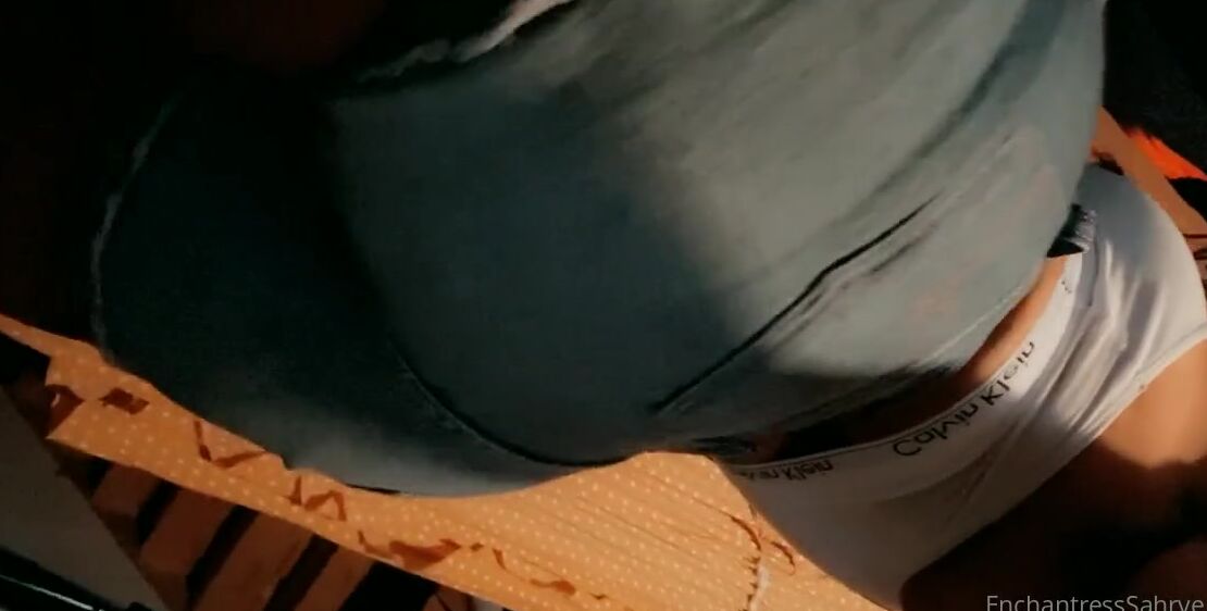 Enchantress Sahrye Nicknamed Enchantresssahrye Onlyfans 08 23 2020 Hi Everybody Say Hello Back How Much Did You Miss Me