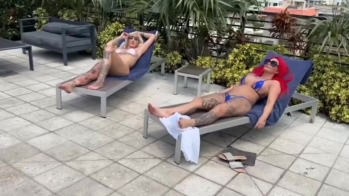 Gigi Patsy 3642986269 01 13 2025 Two Hot Ladies Chilling By The Pool I Dont Think You D Be Able To Resist Either Ft