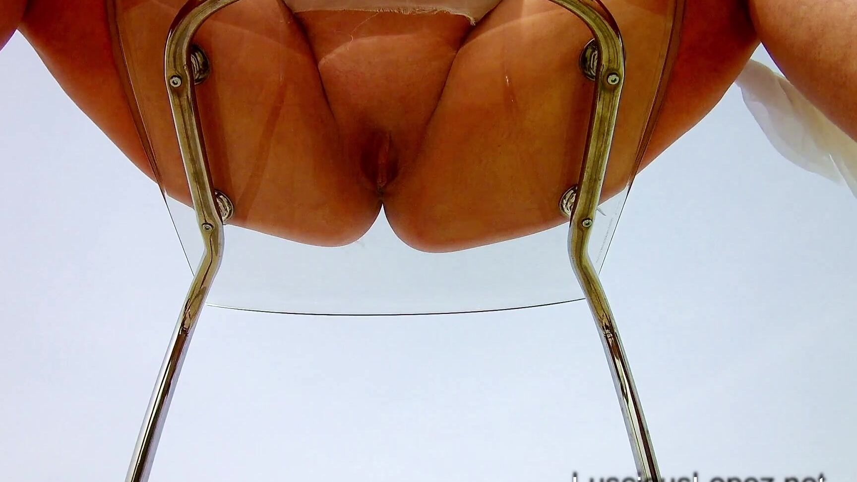 Luscious Lopez Pussy Spread Outside