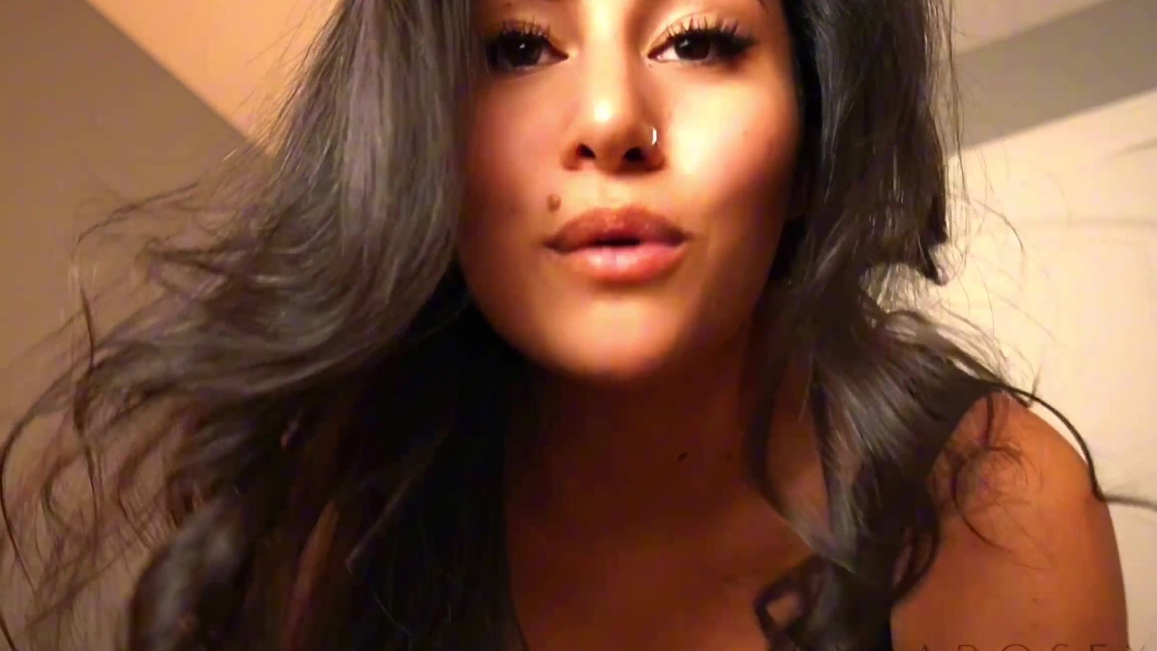 rylarosexo_Best_Friend_Pegs_You_In_Her_Jeans iWantClips