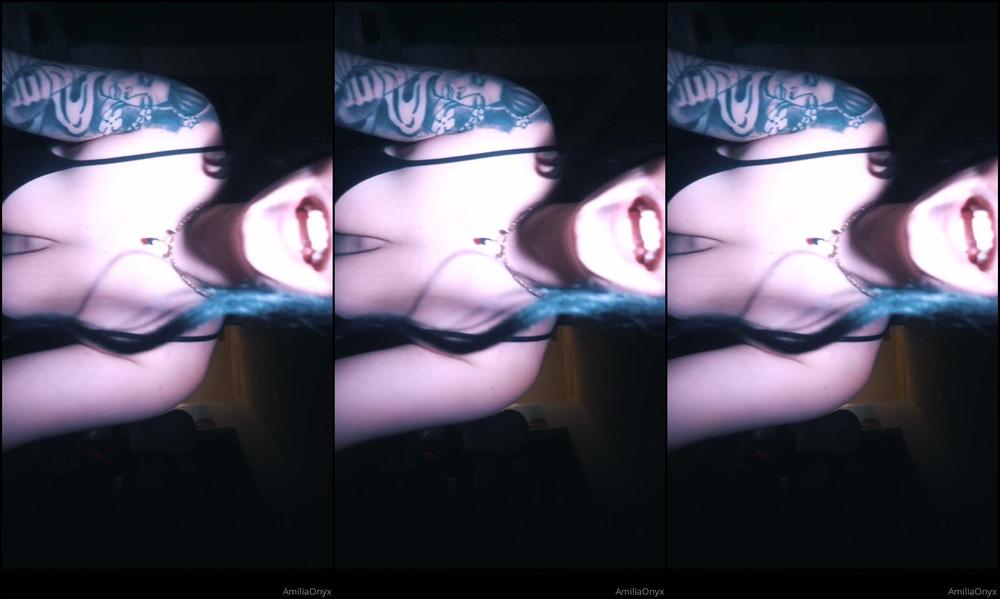 Amiliaonyx Checkout How Sexy My Ass Looks In The See Through Bodysuit