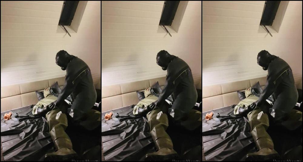 heavyrubberette-30-01-2022-2339441502-rubber-demon-enjoys-being-helpless