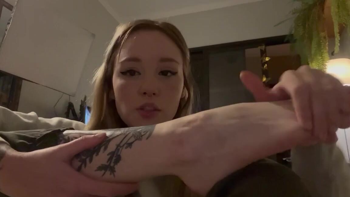 Flavia Sayuri Nicknamed Fleivinha Onlyfans Video 06 08 2023 Esse Video Vale A Pena Assistir Ate O Final Kkkk