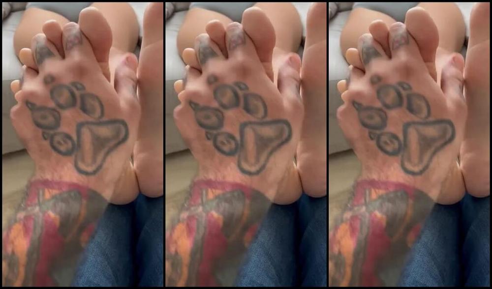 Goodgirl 004 Onlyfans Massaggio Ai Miei Piedini Stanchi