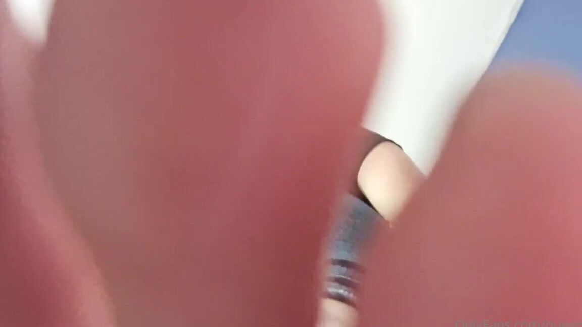 The Foot Queen Of England Aka Queengf90Premium Onlyfans Giantess And Vore Clip