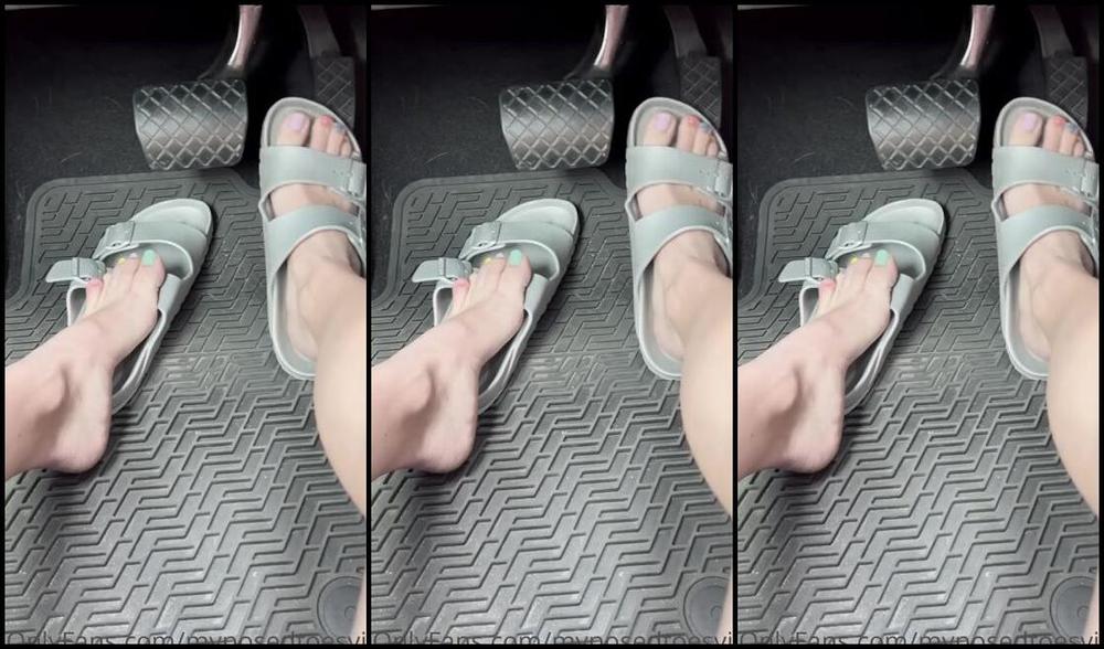 Brooke Jones Nicknamed Myposedtoesvip Onlyfans Come Watch Me Drive To Get A New Fresh Pedi