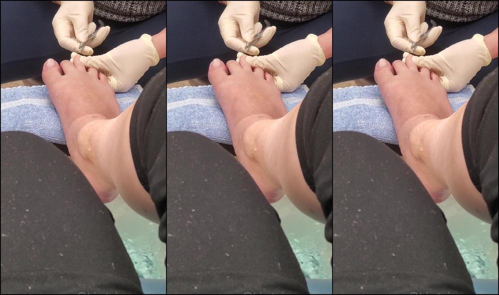 Tootsiepoptoes I Spent Hours At The Nail Salon And It Was So Exhausting I Ll Show The Official Aft