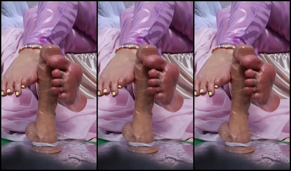 Footsiegalore 04 25 2025 Onlyfans Video Sizzling Hot Friday Fun W