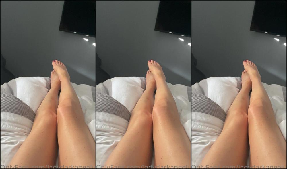 Lady Dark Angel Umm Come Wake Me Up With A Massage