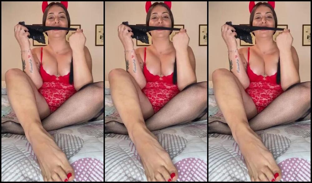 Symo Feet Nicknamed Symos091 Foot Fetish 10 23 2024 Onlyfans Video Oggi Mi Sento Una Diavoletta Cattiva Video Dove Mi Lecco I Piedi E Annusi Le Calze