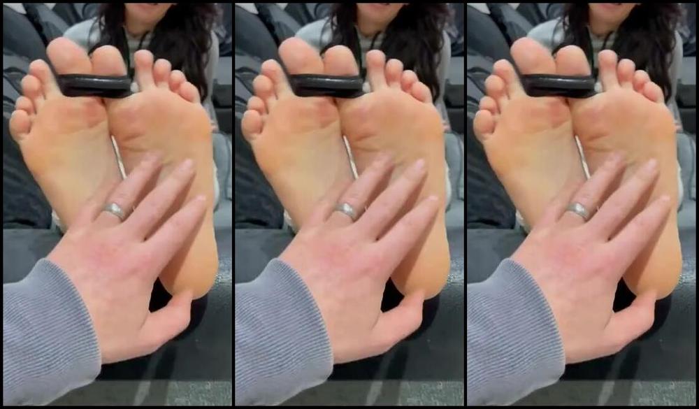 Queen1991 Nicknamed Queen9999111 Foot Fetish 01 01 2023 Onlyfans Video Tickle Tickle