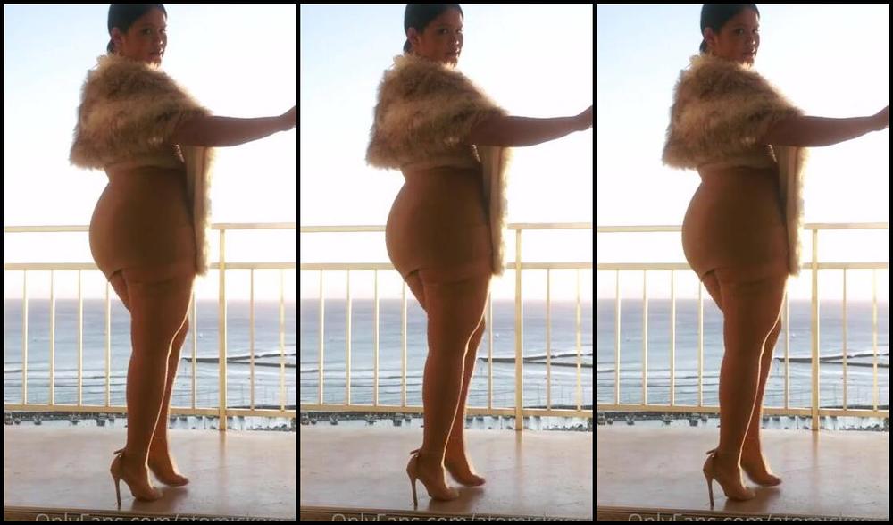 Atomickeerati Onlyfans Nude Stockings And Sunset In Hawaii Isnt Romantic I