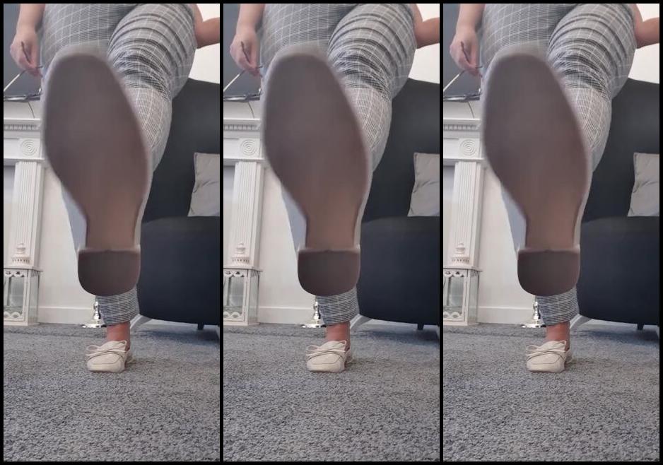 Miss B Nicknamed Missb52S Onlyfans 08 30 2021 Cute Flats Make Sweaty Feet