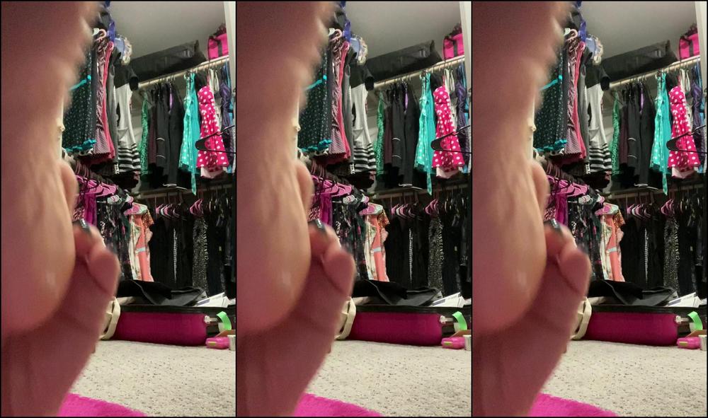 Retalliate 3162328883 01 15 2024 A Little Foot Lotion After A Glorious Bath Enjoy Foot Lovers