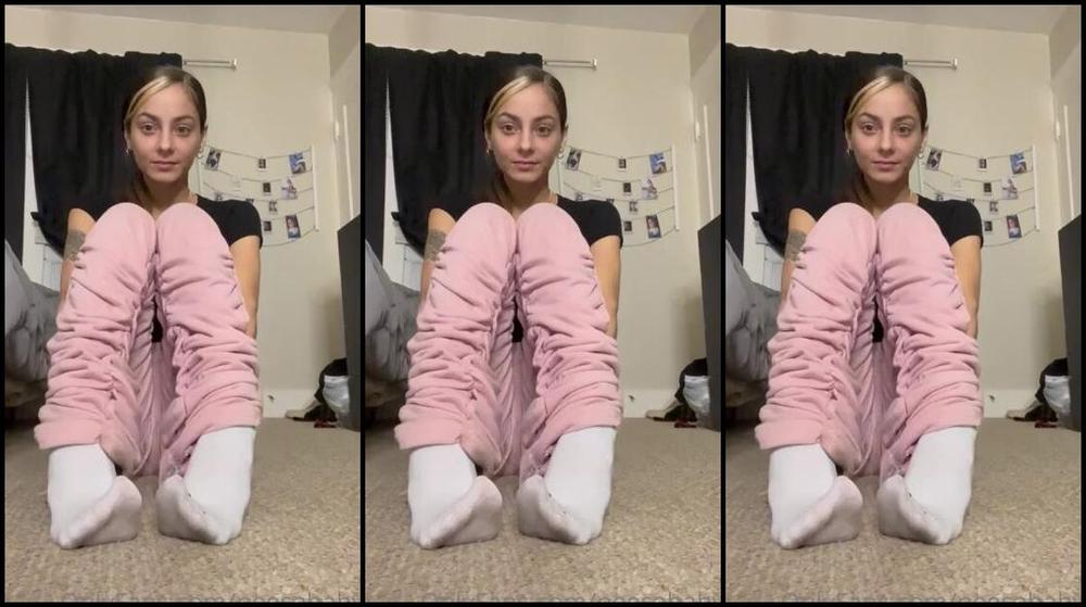 Footprincessx1 Nicknamed Footprincessx1 Onlyfans If We Reach The Goal I Will Post More Like This 1 Ze