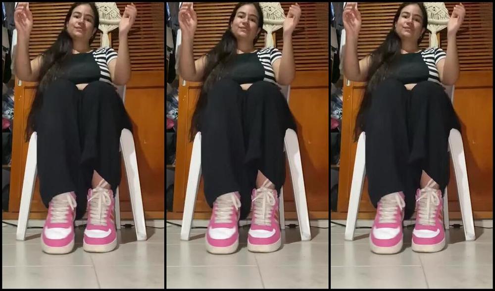 Evvalion Nicknamed Evvalion 09 19 2024 Onlyfans Video A Long Day Means Sweaty Feet