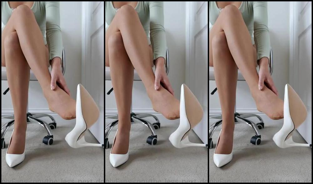 The Legs Next Door Nicknamed The Legs Next Door Onlyfans A Video Here For You Boys Who Want To See Me Tickling My Nylon Feet Some Great Views Of My Clea