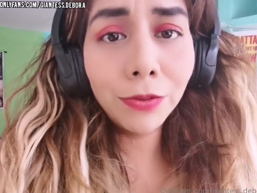 Giantess Debora Nicknamed Giantess Debora Onlyfans Stepmom Looking For Her Tiny Son Full Video 6Min Unaware Buttcrush Pov Booty