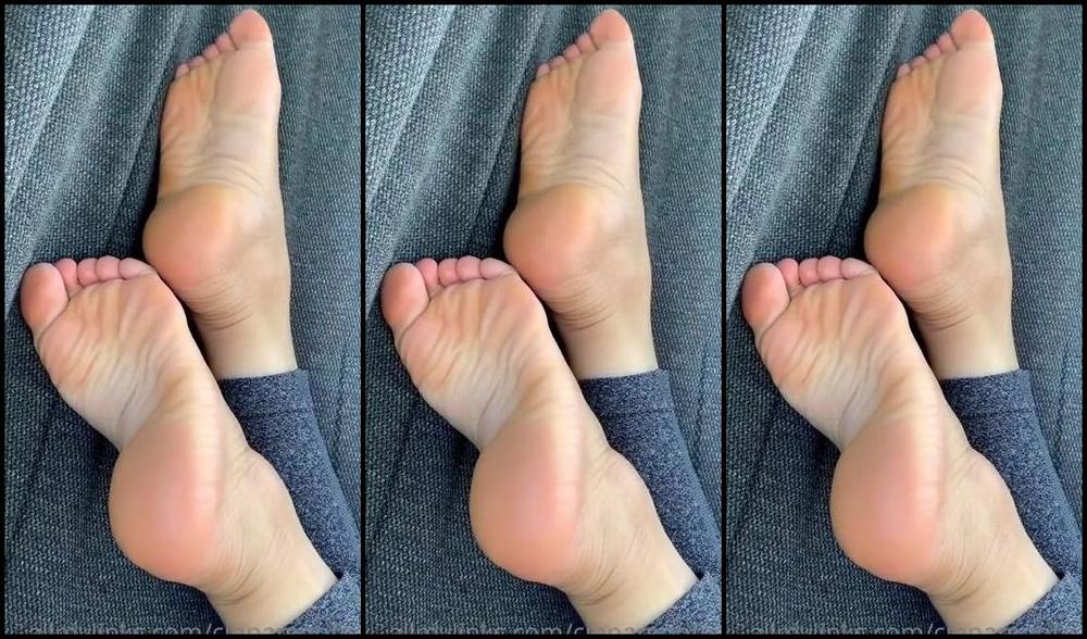 Goddess Cinnamon Aka Cinnamonfeet2 Onlyfans My Soft Soles And Arches Will Make You Cum Anytime