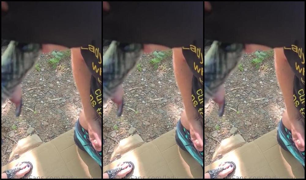 Lady Samira Nicknamed Lady Samira Onlyfans On Tour With My Personal Swallow Box Cumbox Vol 1 Outdoor On Tour With One Of Mine Personal 1