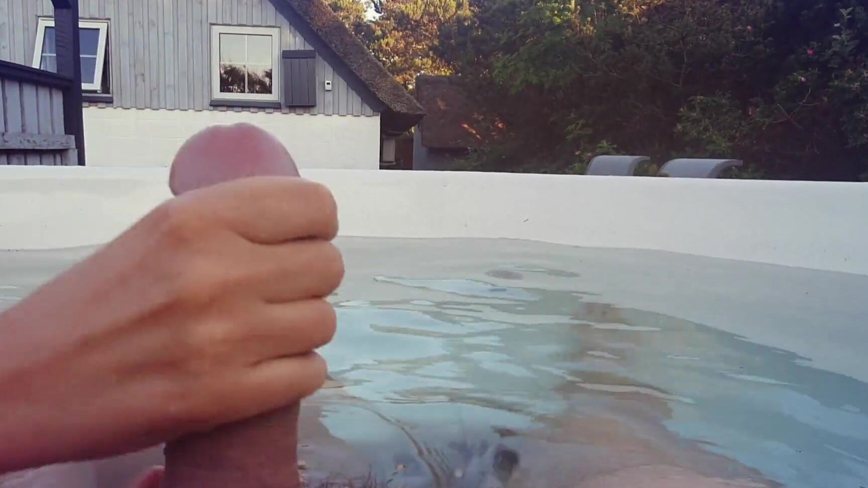 Лучшая Подруга Подруги Знала О Наших Видео И Захотела Попробовать Сделала Мне Мастурбацию В Бассейне Pornhub Com