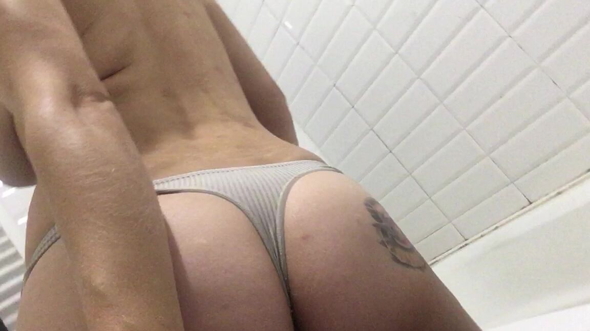 PregnantMiodelka Milky tits and milk on my bodyWith face Manyvids