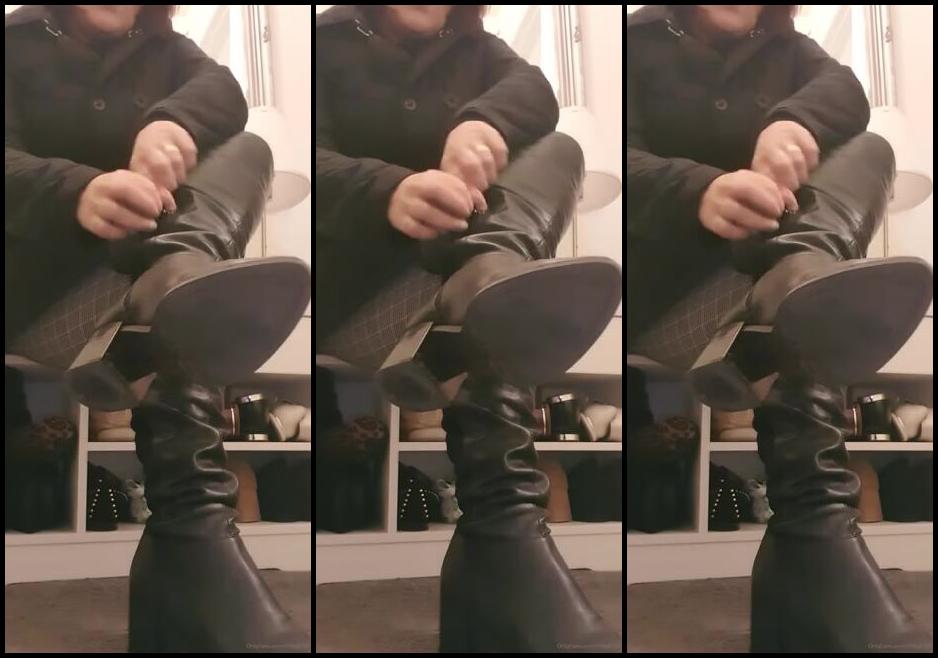 Miss B Nicknamed Missb52S Onlyfans 12 06 2021 My Dusty Boots For You To Clean