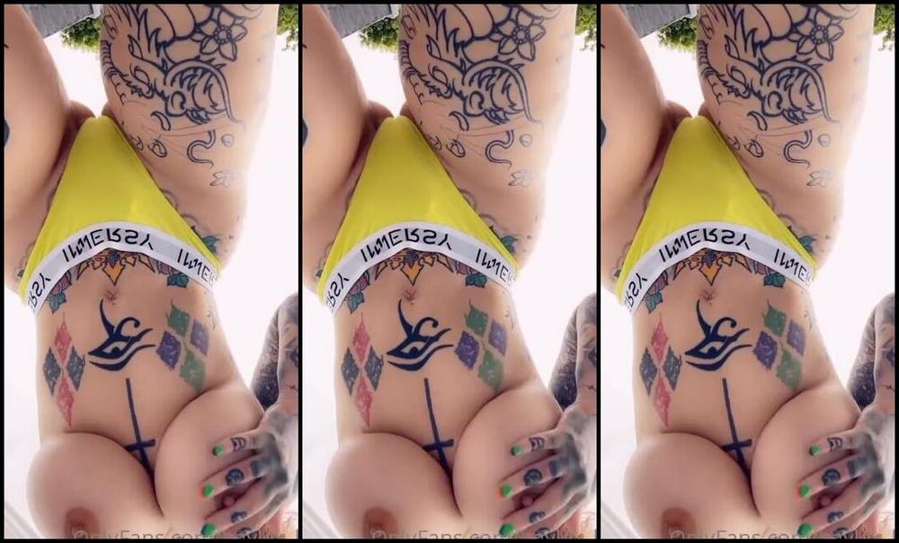 Hayley B Nicknamed Hayley B Onlyfans Morning Fckers140