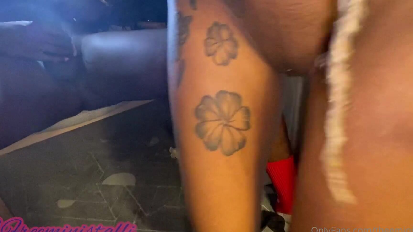 theeministalli-12-03-2021-2052580843-30mins-of-me-and-thejuicytee-tag-teaming-kinglouiesmalls-the-full-hour-including-a-cumsh