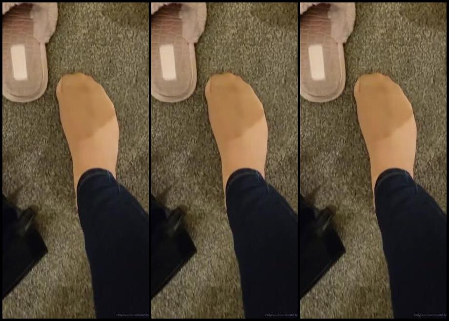 Miss B Nicknamed Missb52S Onlyfans 11 10 2022 Video 776199