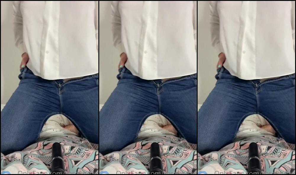 Rosalindxxx Right Quick Vid As The Plumbers Are Genuinely In My House Right Now Sorting The Shower