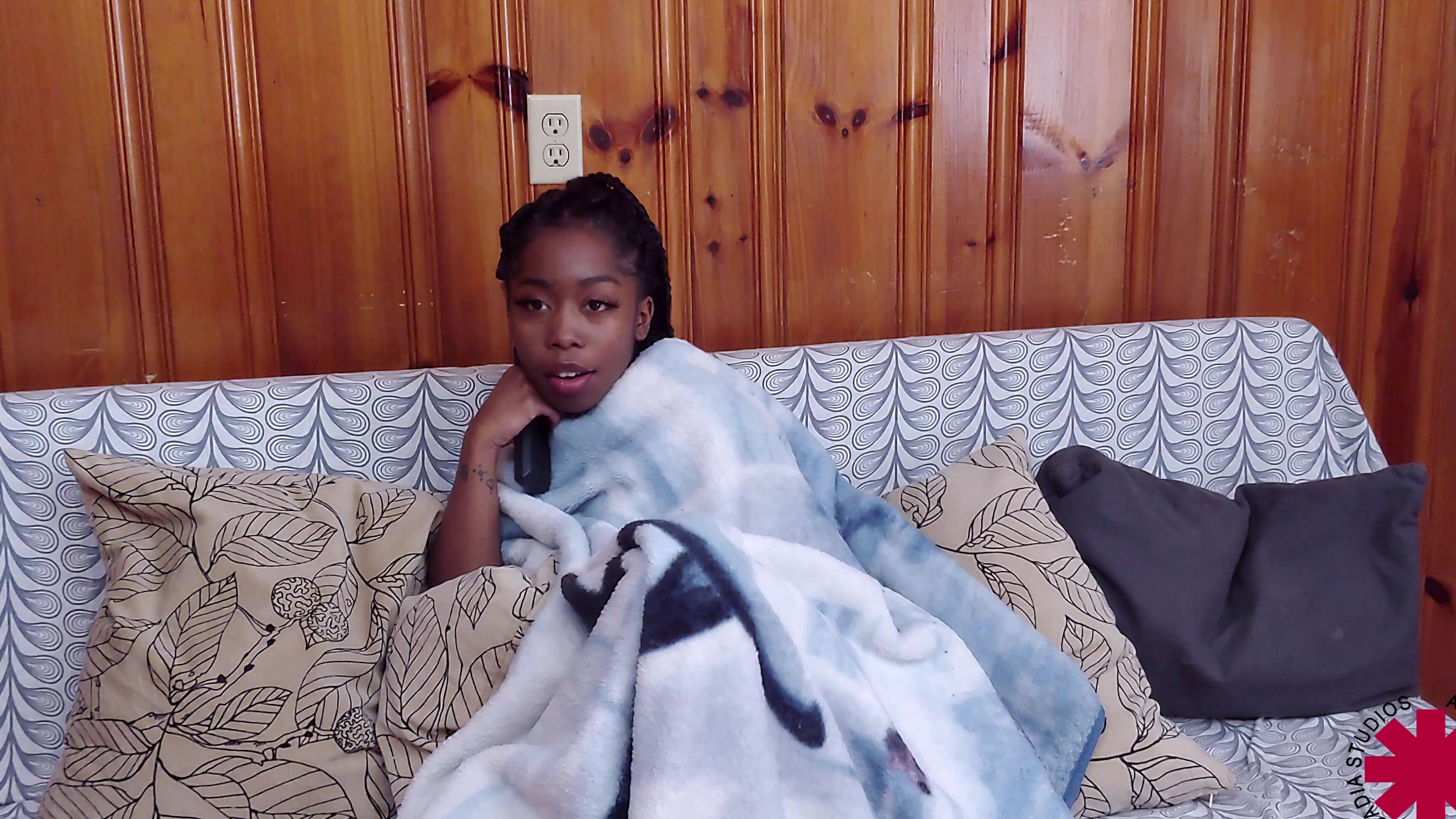 Daniarcadia Scared By Her Aunt