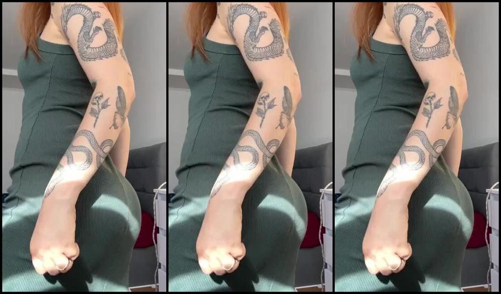 Femgoddesskira Onlyfans I Love It When A Slave Is On His Knees When Jerking Off