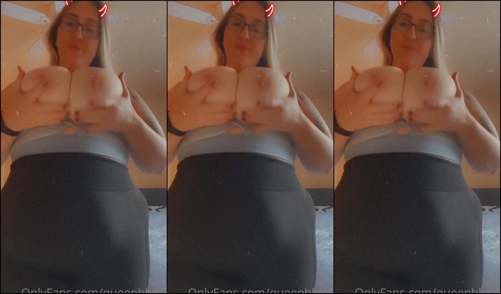 Queenbbw April Snaps