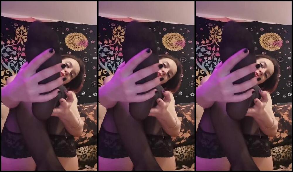 Miss Flora Nicknamed Missfloraberlin Onlyfans Video 7252 Pb