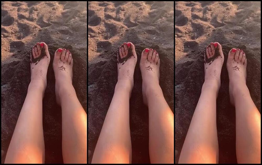 Cuckoldressg Nicknamed Cuckoldressg Onlyfans Can T Wait For Summer To Be Here And Go On Many Slutty Trips