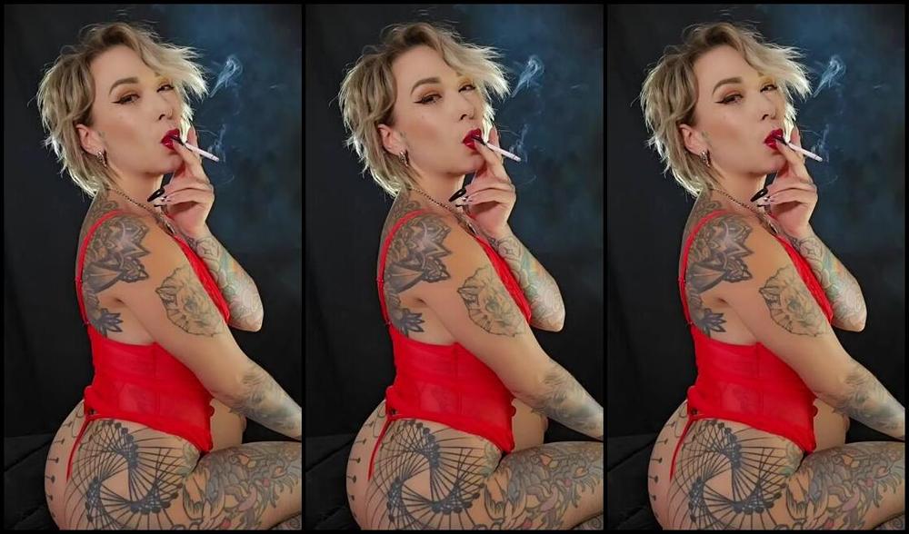 Queen Kinkerbell Nicknamed Kinkerbell23 Onlyfans Red And Black Vibes Tonight Whos Loving This Look Ill Be Needing To Top Up Xw9