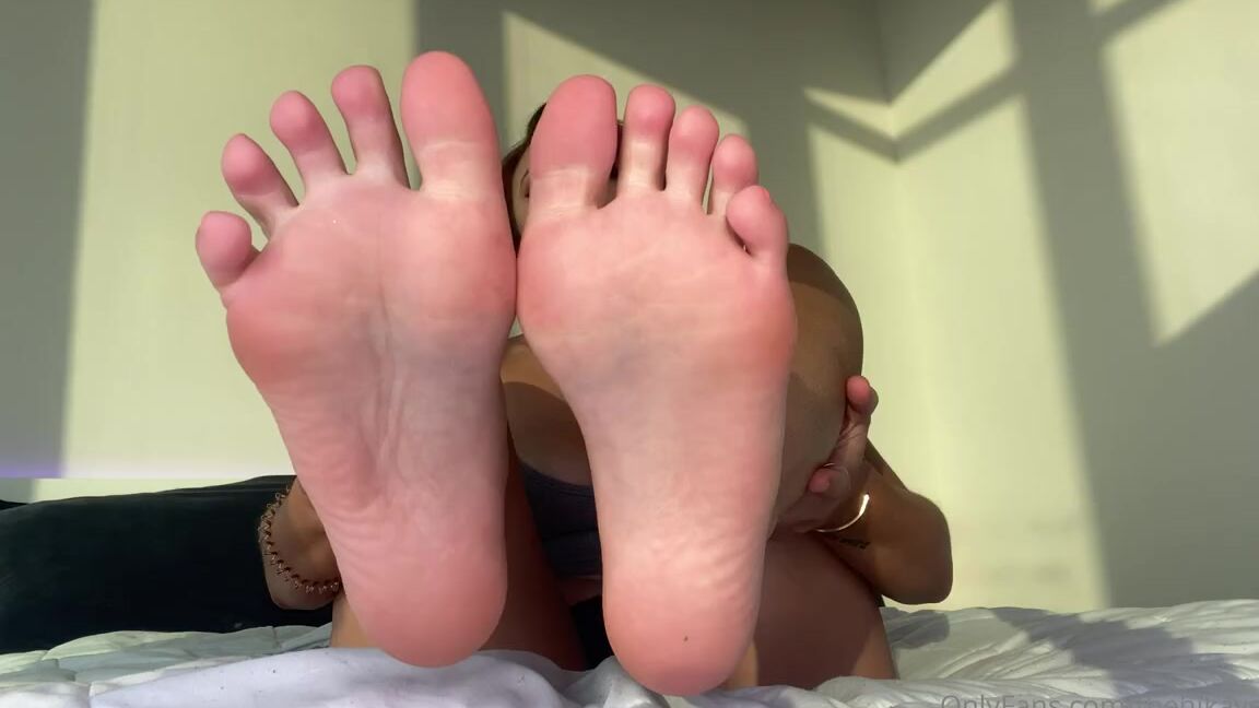 Nika Venom Aka Thenikavenom Onlyfans Up Close Toe Wiggles Bpl