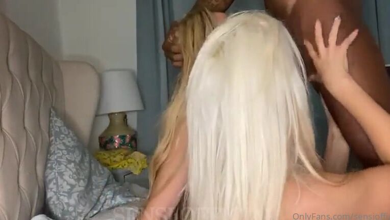 sensiofficial-01-09-2020-812395337-staceysaranxxx-tommiejobabe-suck-deep-throat-my-solid-bbc-making-me-explode-into-th