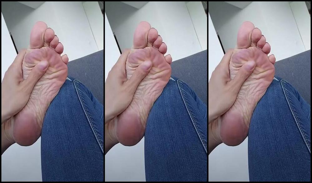 Cute Lily F33T Nicknamed Cute Lily F33T 01 08 2023 Onlyfans Video Massage