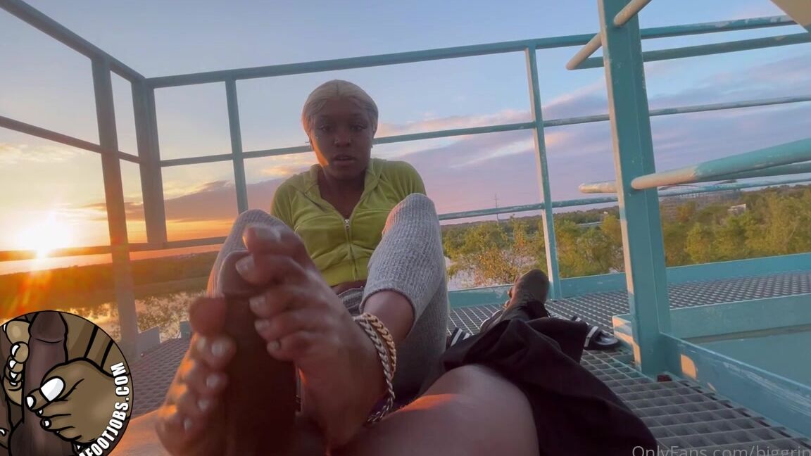 Biggrippers Real Foot Porn Enjoy