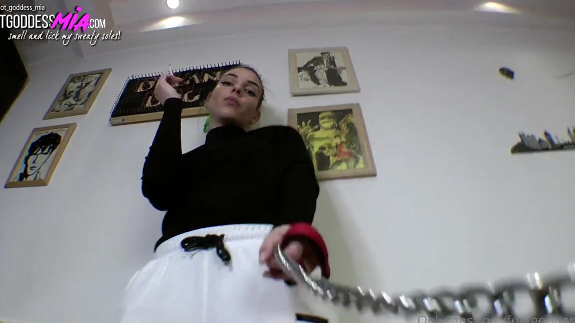 Footgoddessmia Onlyfans You Are Just A Slut On A Leashp