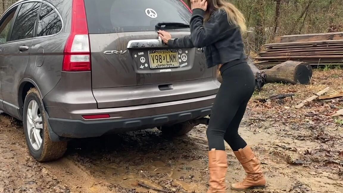 Lora Cross Stuck In The Mud Tinder Date Mishap